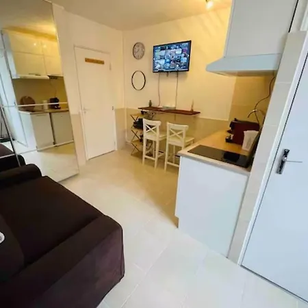 - Republique - Canal Saint Martin - La - 2 Pers شقة باريس